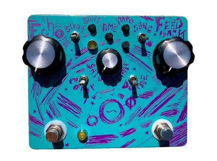 Hungry Robot The Aether Modulated Delay Pedal
